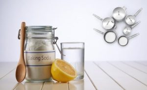 Vinegar and Baking Soda for Stainless Steel