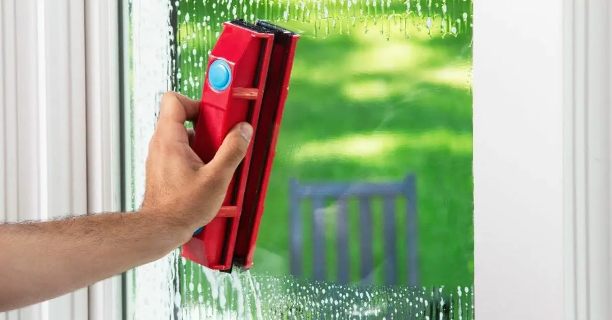 magnetic window cleaner diy