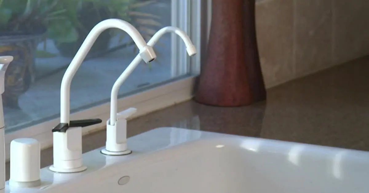 How To Choose a Kitchen Faucet for Hard Water?