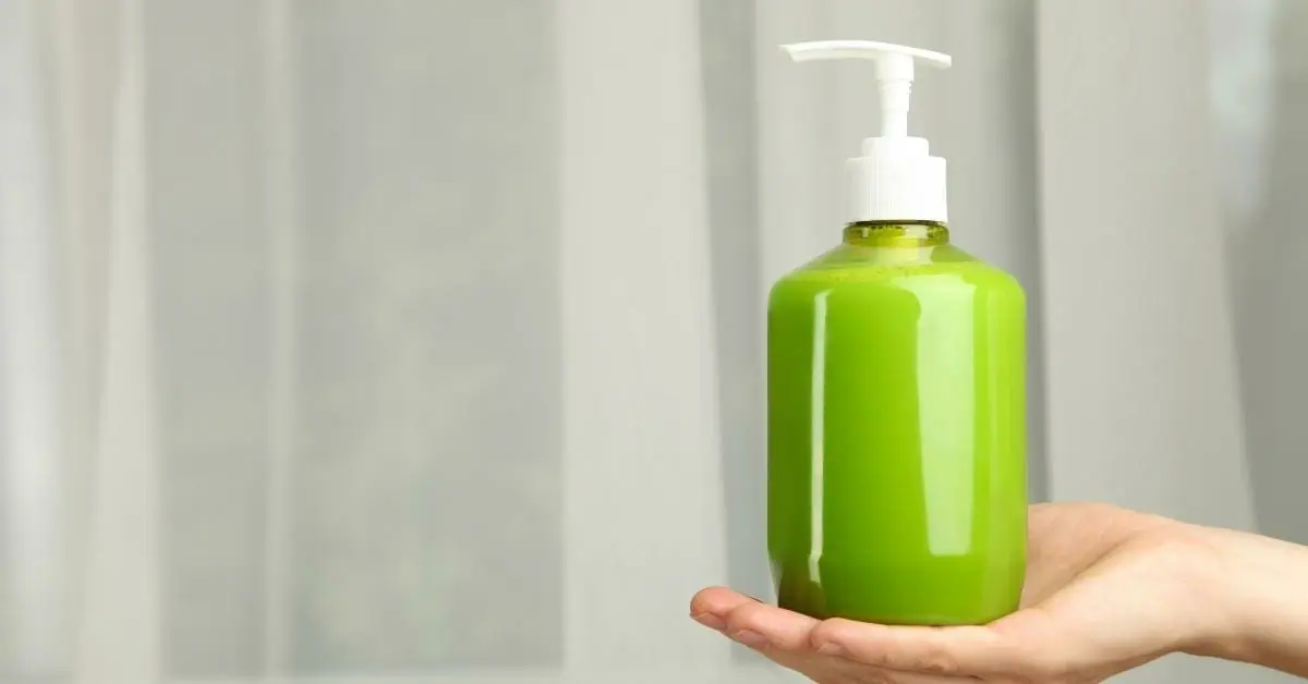 Advantages and Disadvantages of Hand Soap for Dry Skin