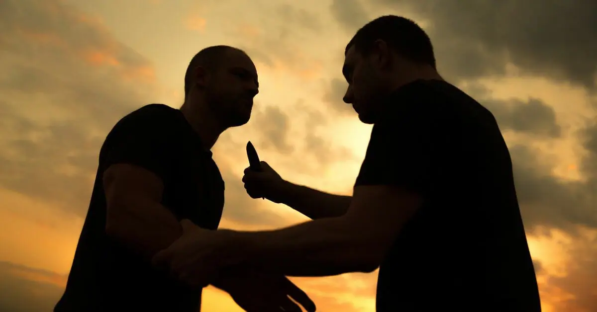 How to Use a Knife for Self Defense