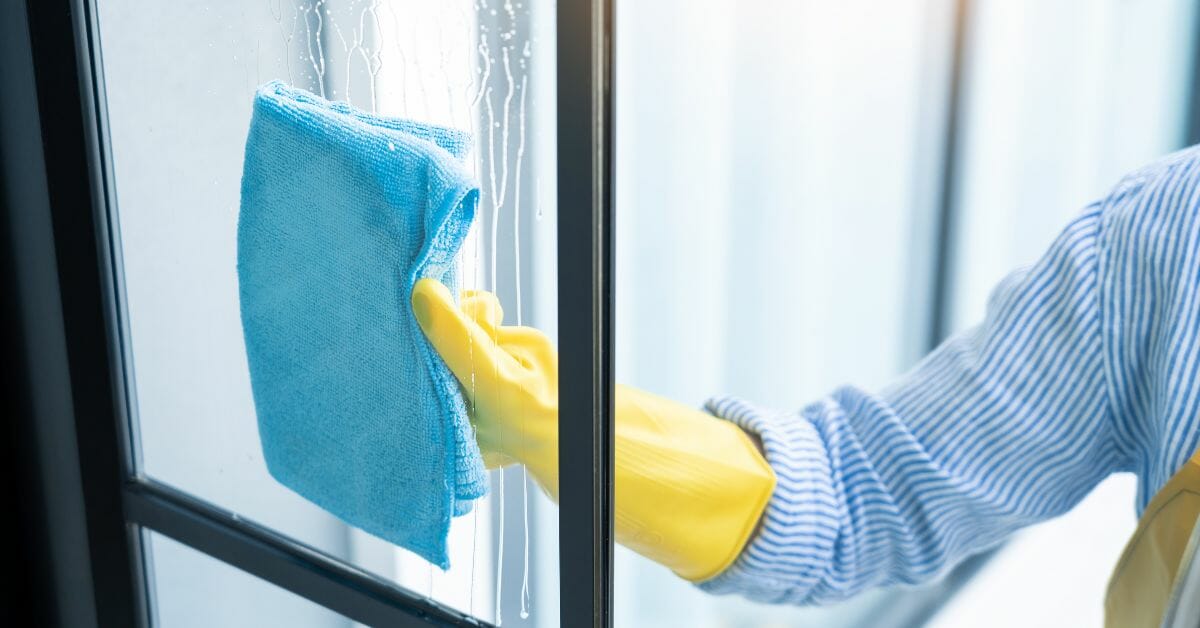 How To Clean Windows with a Squeegee?