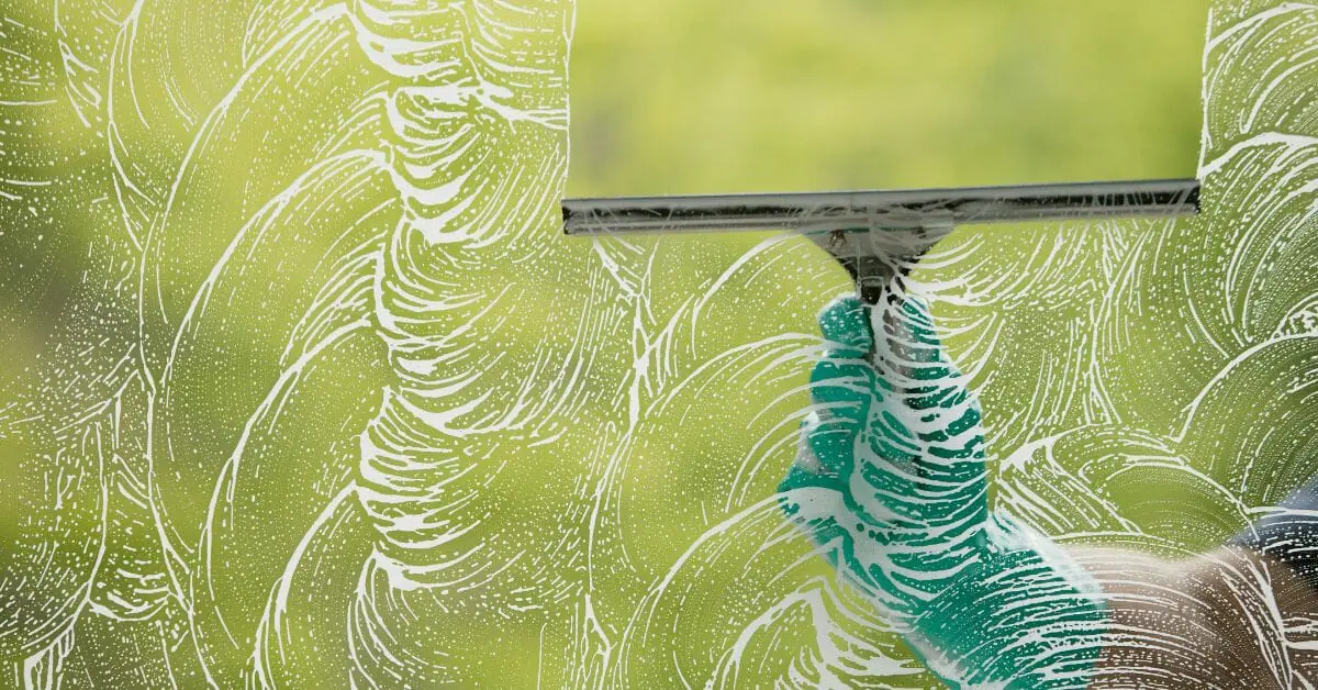 how to clean outside windows you can't reach