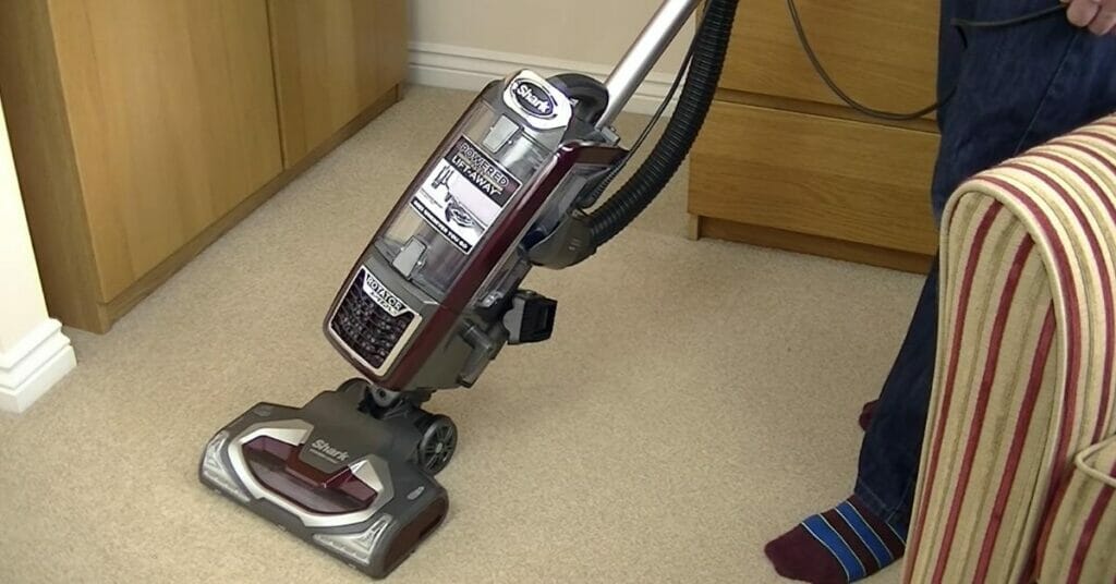 The Complete Guide on How To Use Shark Vacuum Cleaner