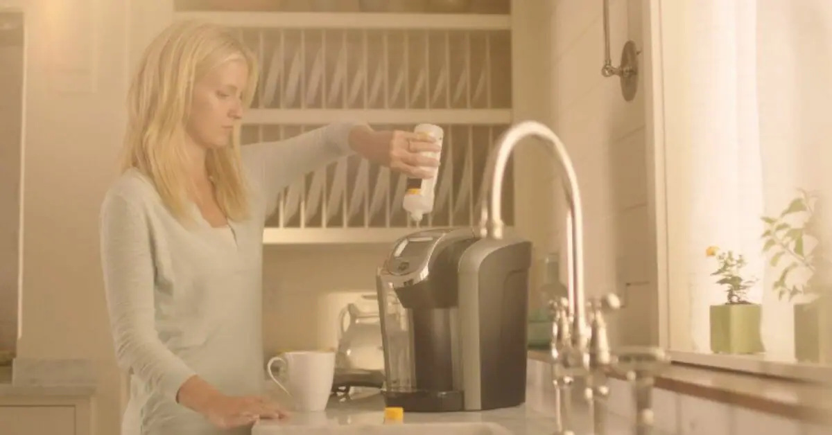 how to make my own descaling solution for keurig