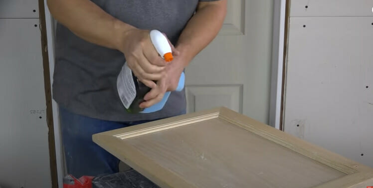 How to Paint a Kitchen Cabinet in 7 Easy Steps