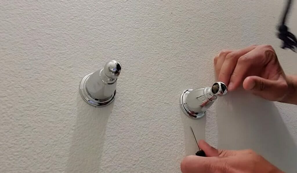 how-to-remove-toilet-paper-holder-easily