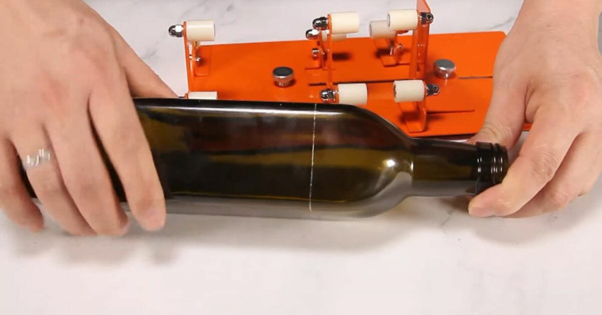 how to cut a glass bottle without breaking it