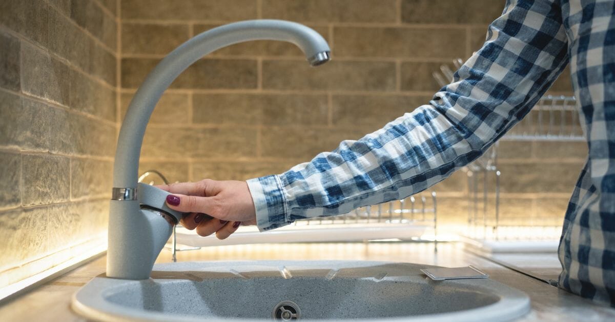 best kitchen faucet for low water pressure